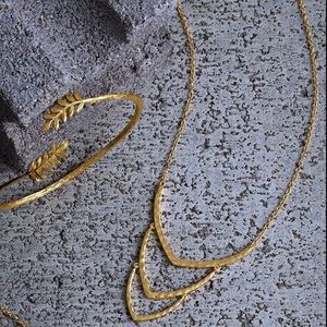 NWOT Gorjana Gold Geo Hammered Long Necklace